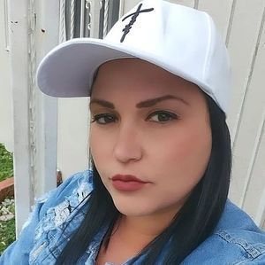 Meet your Posher, Belinda